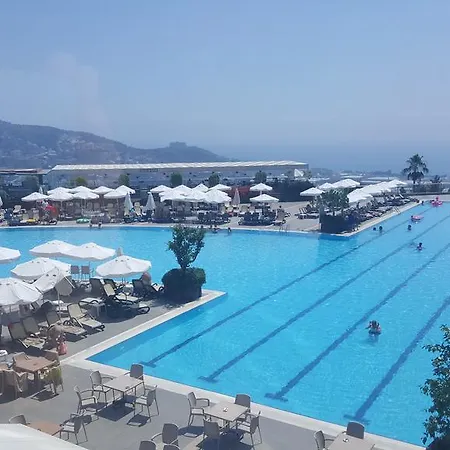 Gold City And Apartment Kargıcak