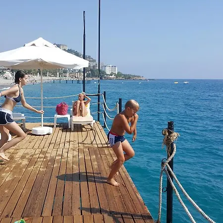 Apartment Gold City And Kargıcak