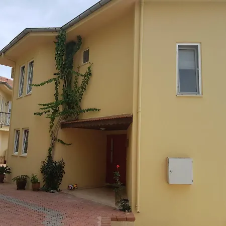 Gold City And Apartment Kargıcak